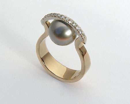tahitian pearl with diamonds ring