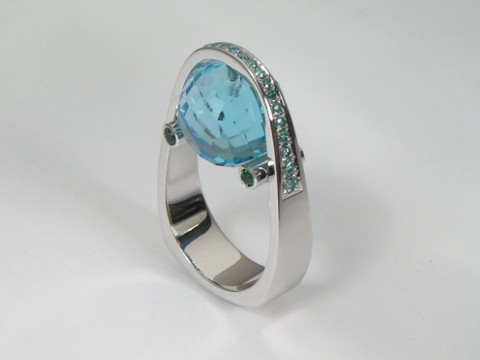 green amethyst with diamonds ring