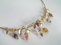 flora necklace